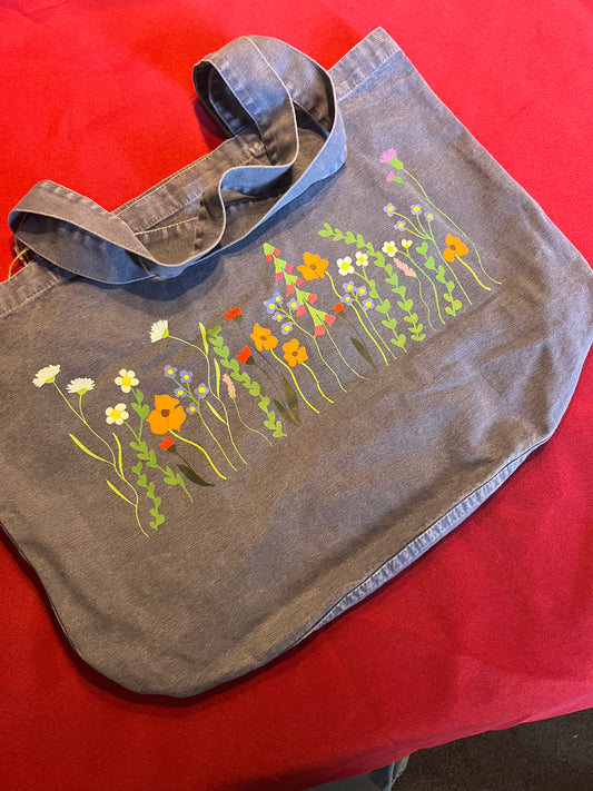Wild flowers design shopper bag
